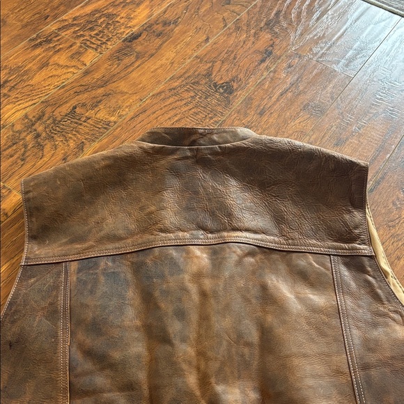 Coronado Leather vest. Genuine American Bison leather. Excellent size  50X XL - Picture 13 of 15